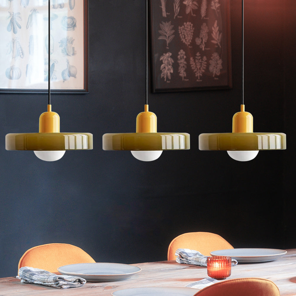 Vintage Flair 3-köpfige Pendelleuchte aus farbigem Glas