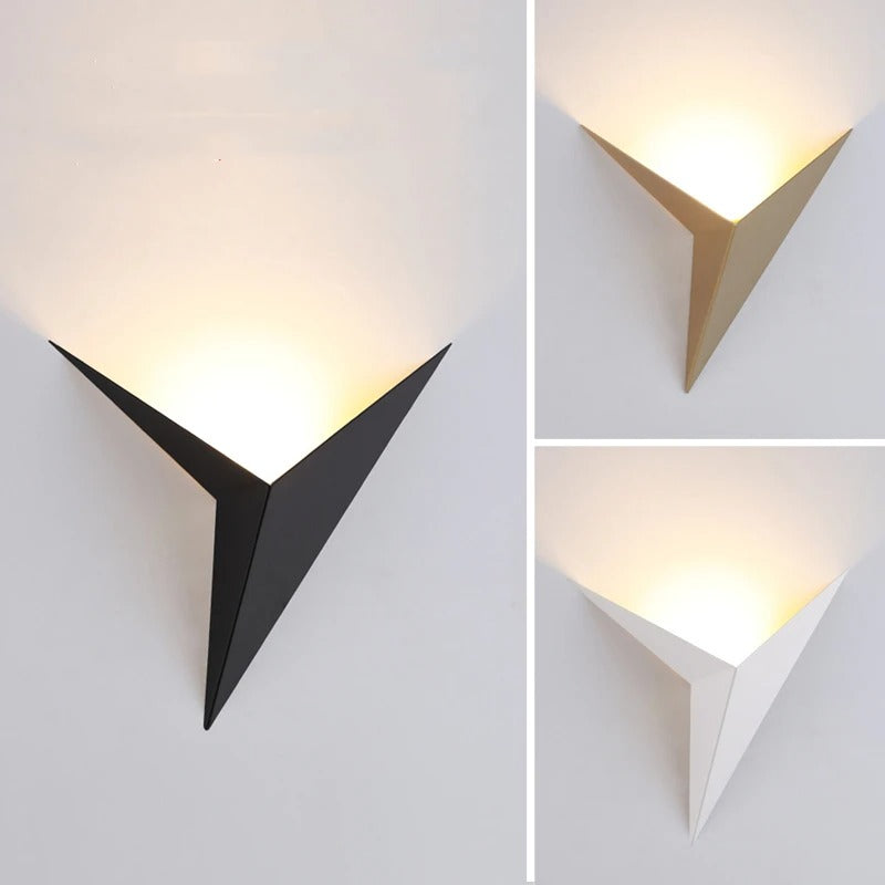 Jena™ | Moderne geometrische Dreiecksleuchte
