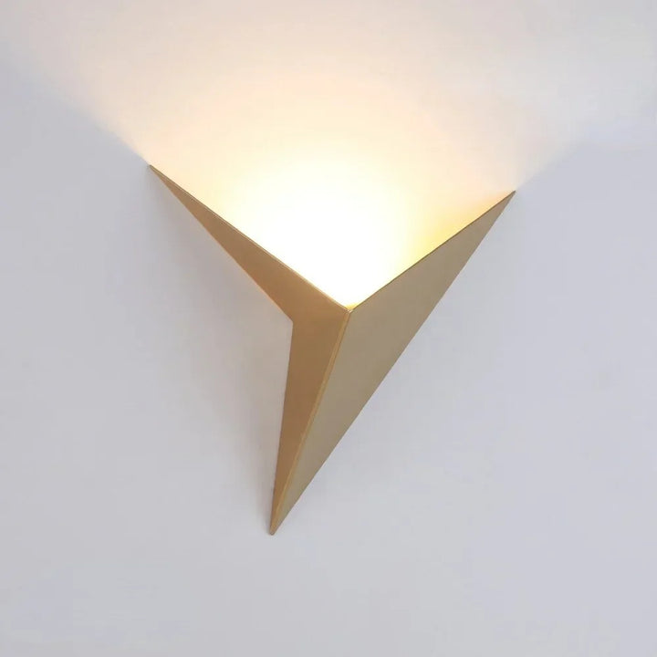 Jena™ | Moderne geometrische Dreiecksleuchte