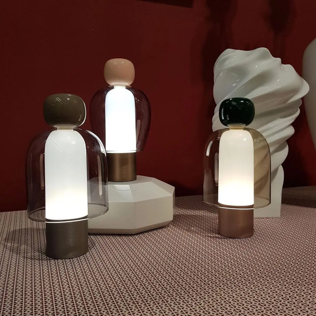 Celesto™ | Schlanke, verspielte und tragbare Tischlampe