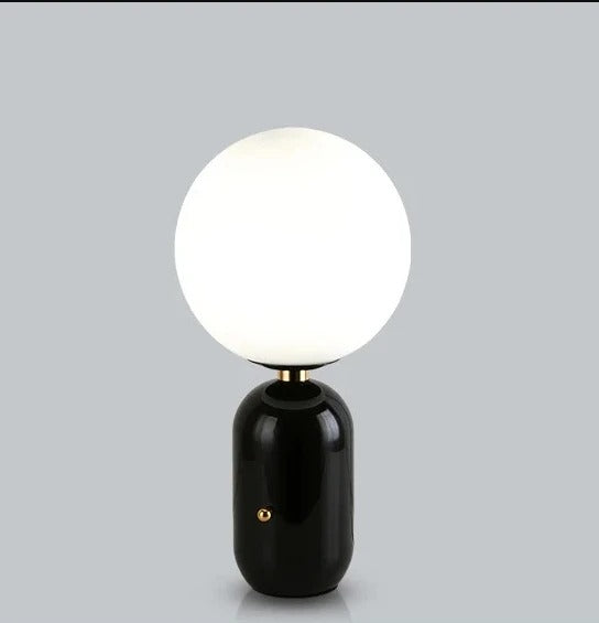 Eranis™ | Elegante Globe Nachttischlampe