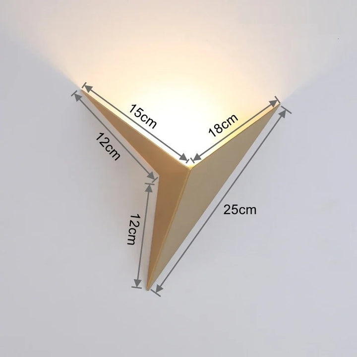 Jena™ | Moderne geometrische Dreiecksleuchte